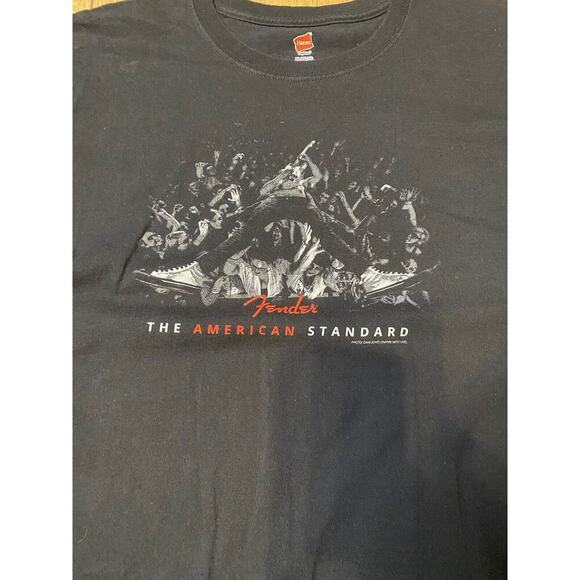 Fender Guitars "The American Standard" Crowd Surfer T-Shirt XL - Picture 2 of 4